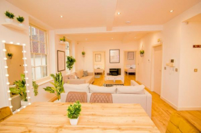 Unique Warehouse Style Flat - Amazing Location